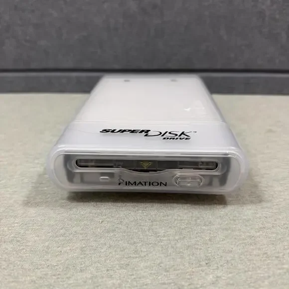 Imation Super Disk USB Drive for Macintosh Model SD-USB-M2 Floppy Disc No Cord - Picture 1 of 4